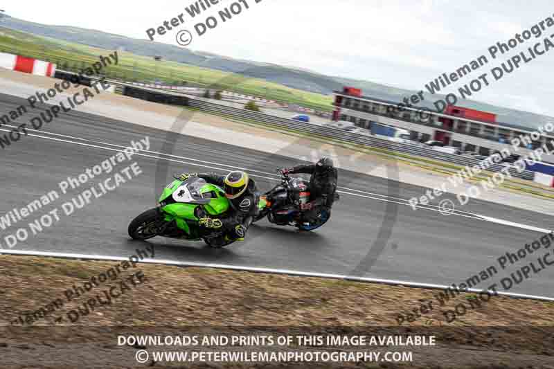 cadwell no limits trackday;cadwell park;cadwell park photographs;cadwell trackday photographs;enduro digital images;event digital images;eventdigitalimages;navarra;no limits trackdays;peter wileman photography;racing digital images;trackday digital images;trackday photos